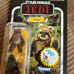 Hasbro Star Wars Wicket Action Figure - Brown and Tan